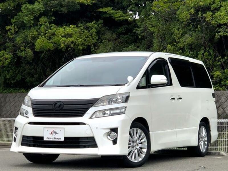TOYOTA VELLFIRE