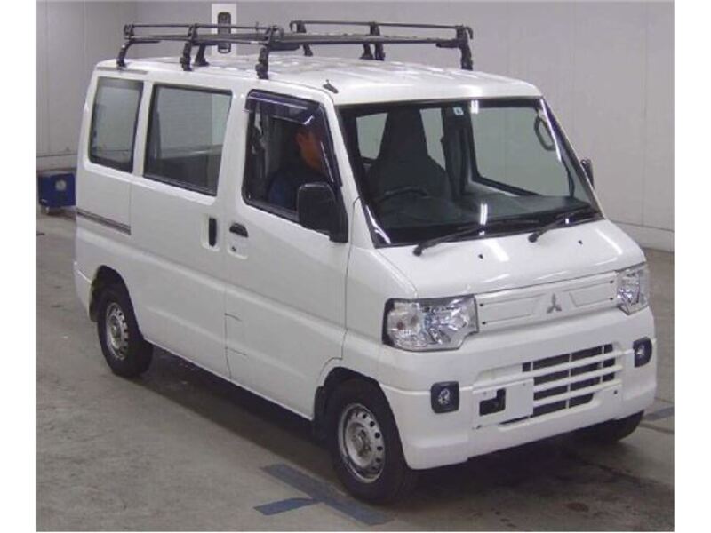 MITSUBISHI MINICAB VAN