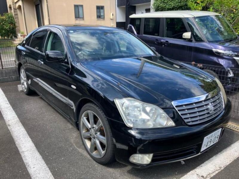 TOYOTA CROWN