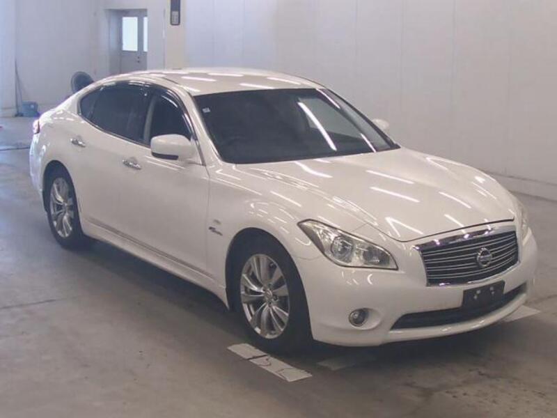 NISSAN FUGA HYBRID