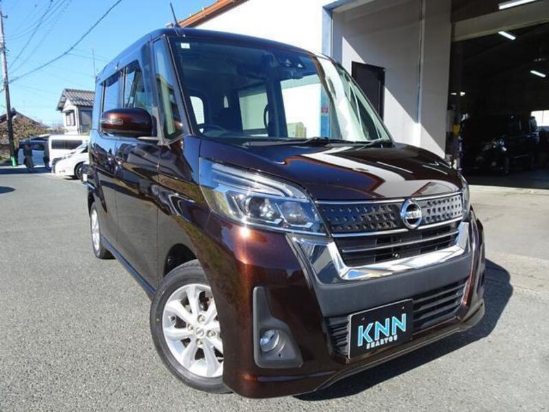 NISSAN DAYZ ROOX