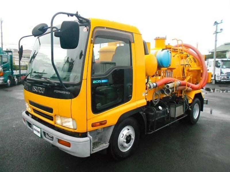 ISUZU FORWARD