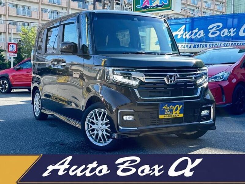 HONDA N BOX CUSTOM