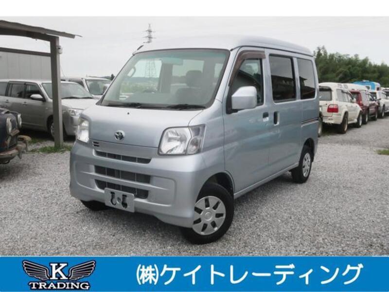 TOYOTA PIXIS VAN