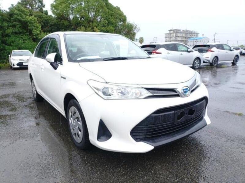 COROLLA AXIO