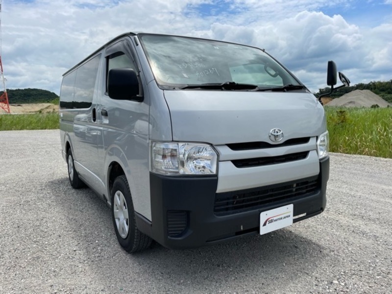 HIACE VAN-12