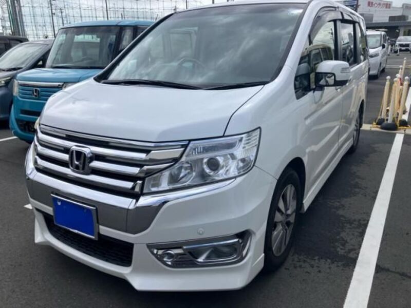 HONDA STEPWAGON SPADA