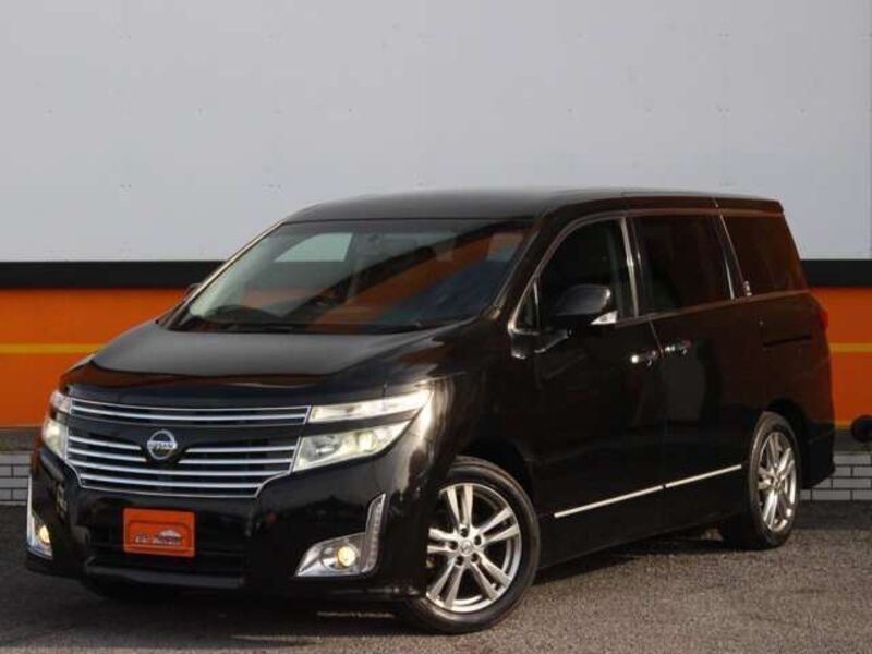 NISSAN ELGRAND