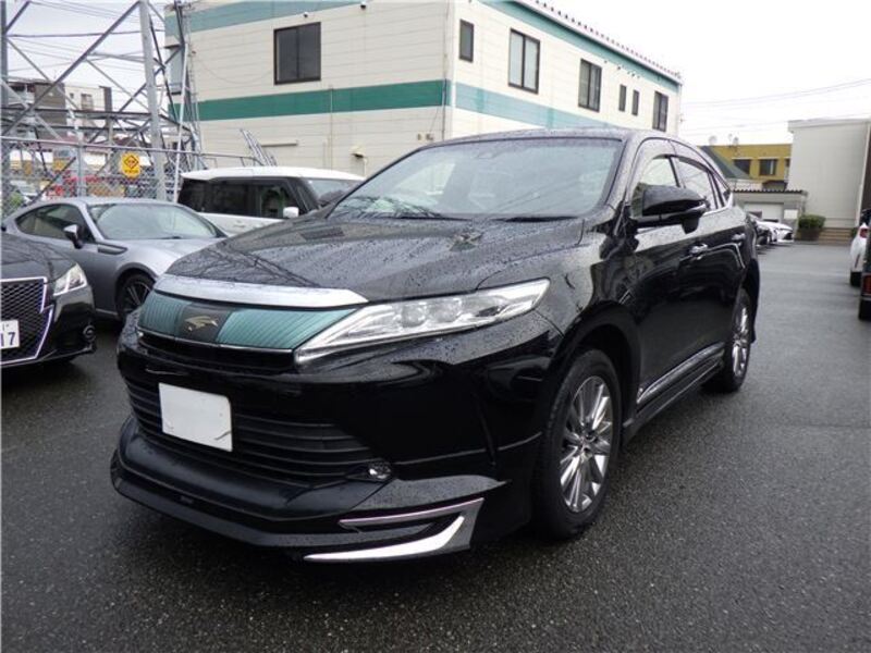 TOYOTA HARRIER