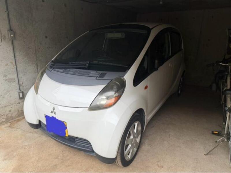MITSUBISHI I