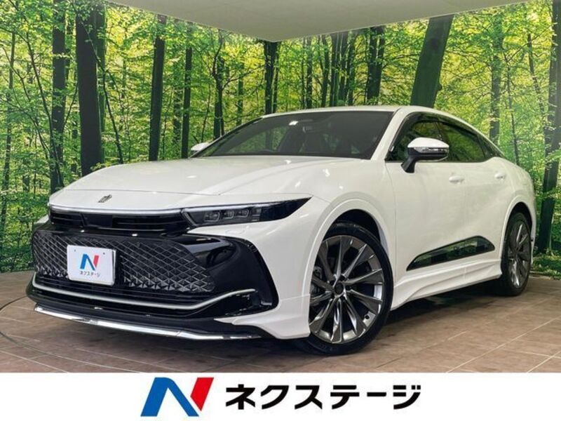 TOYOTA CROWN CROSSOVER