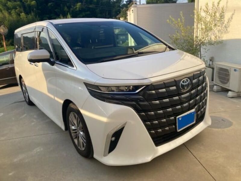 TOYOTA ALPHARD