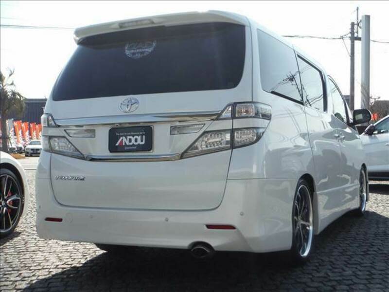 VELLFIRE