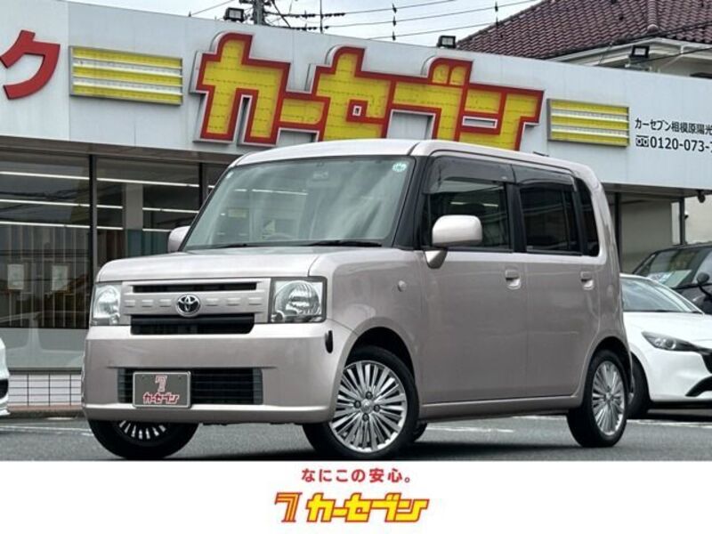 TOYOTA PIXIS SPACE