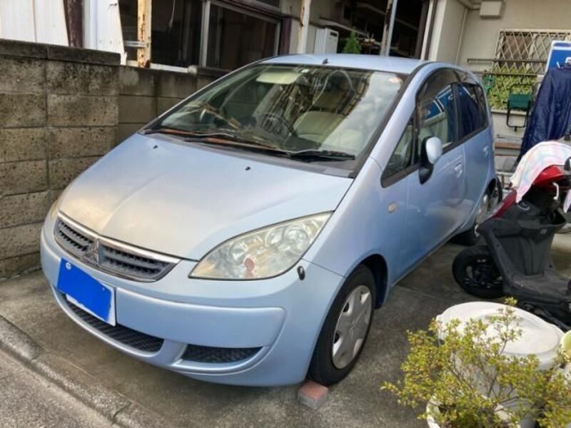 MITSUBISHI COLT