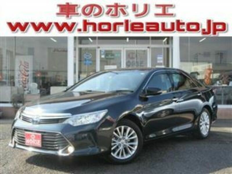 TOYOTA　CAMRY