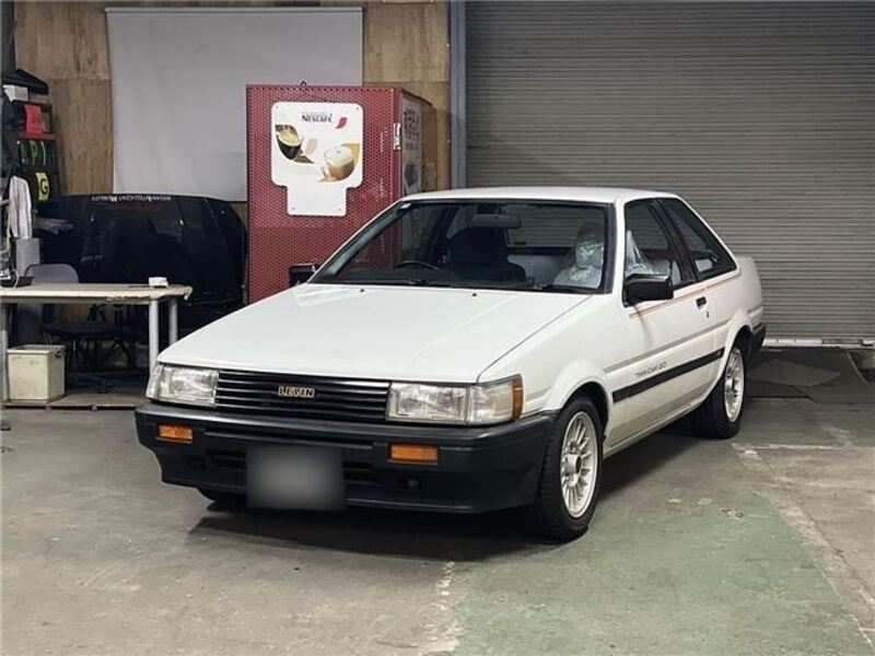 TOYOTA COROLLA LEVIN