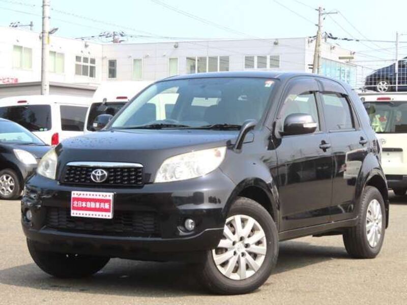 TOYOTA RUSH