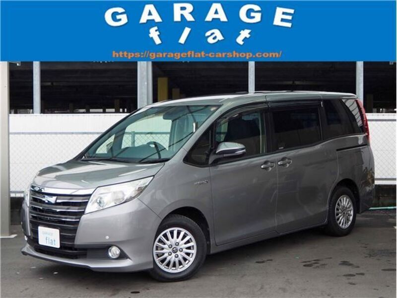 TOYOTA NOAH