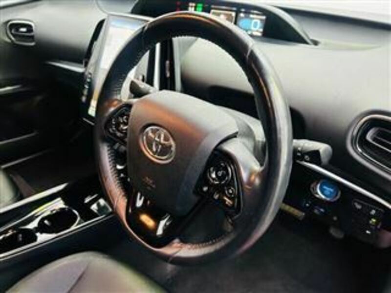 PRIUS PHV