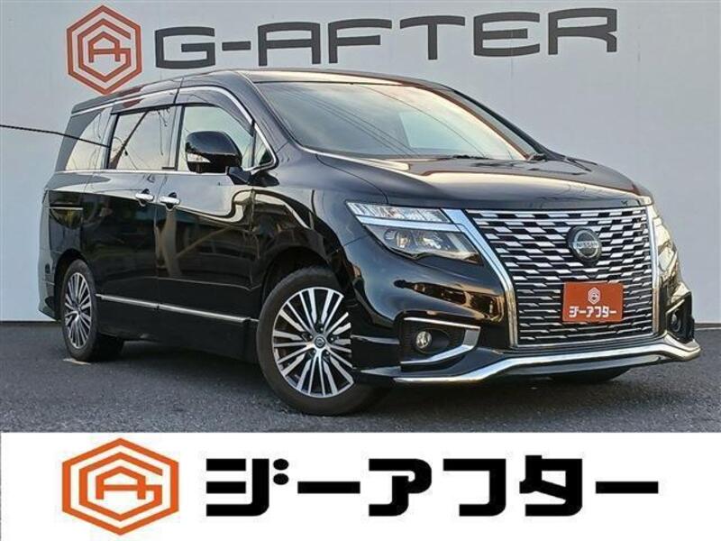 NISSAN ELGRAND