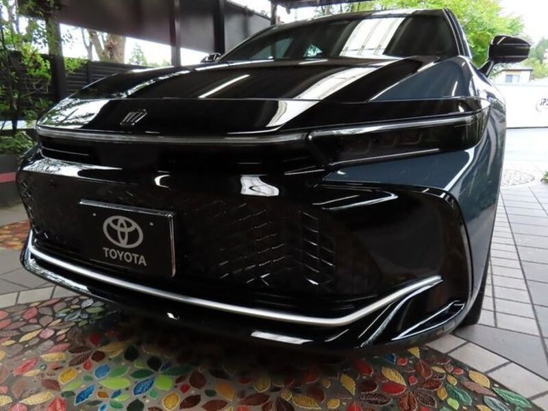 TOYOTA CROWN CROSSOVER