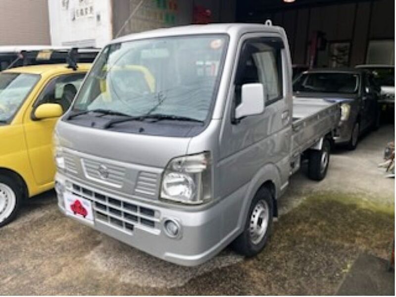 NISSAN NT100 CLIPPER