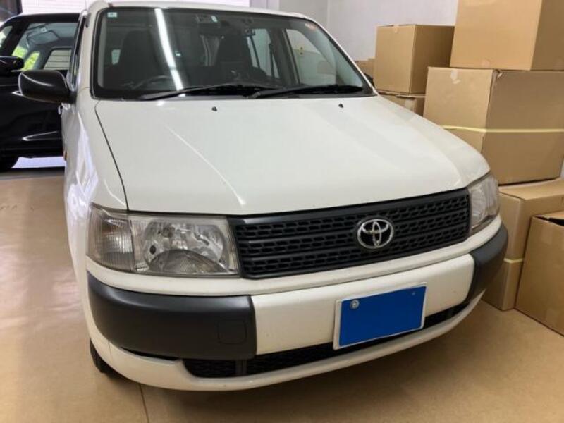 TOYOTA PROBOX VAN