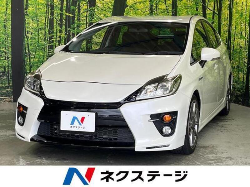 TOYOTA PRIUS