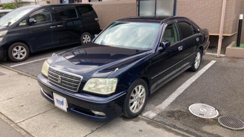 TOYOTA CROWN