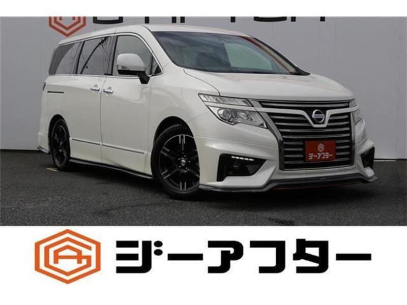 NISSAN ELGRAND