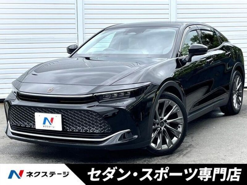 TOYOTA CROWN CROSSOVER