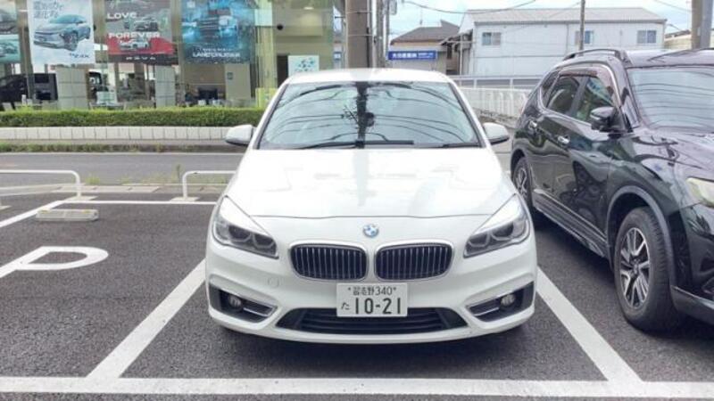 BMW 2 SERIES