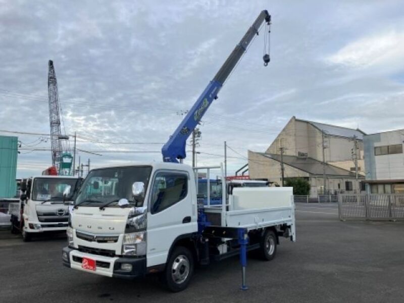 MITSUBISHI CANTER