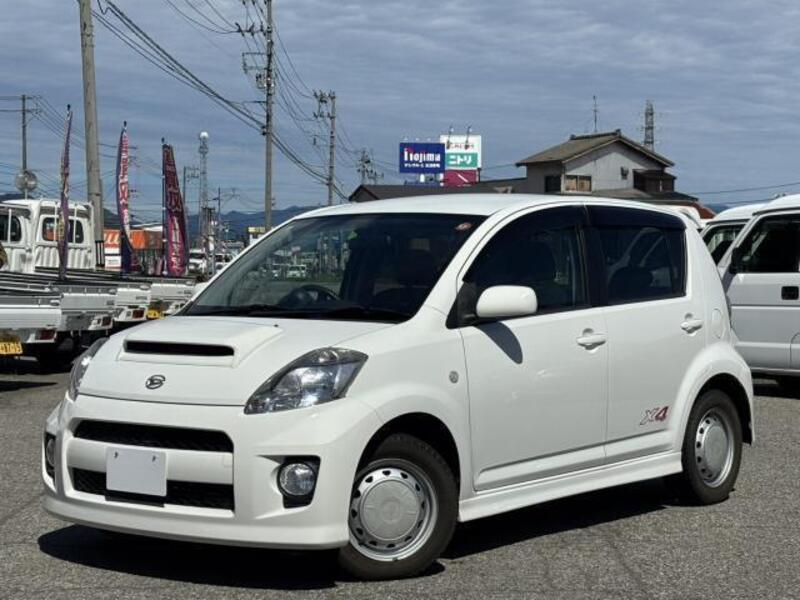 DAIHATSU BOON