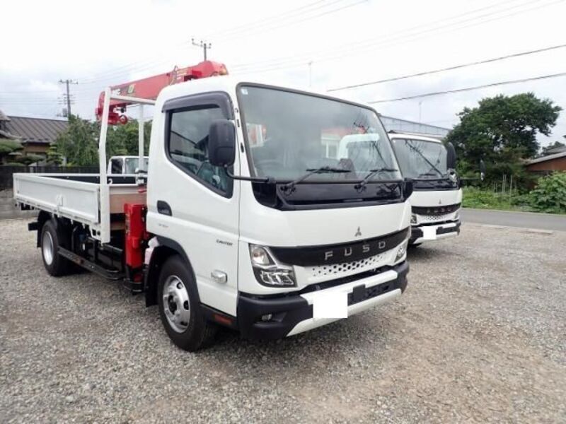 MITSUBISHI CANTER