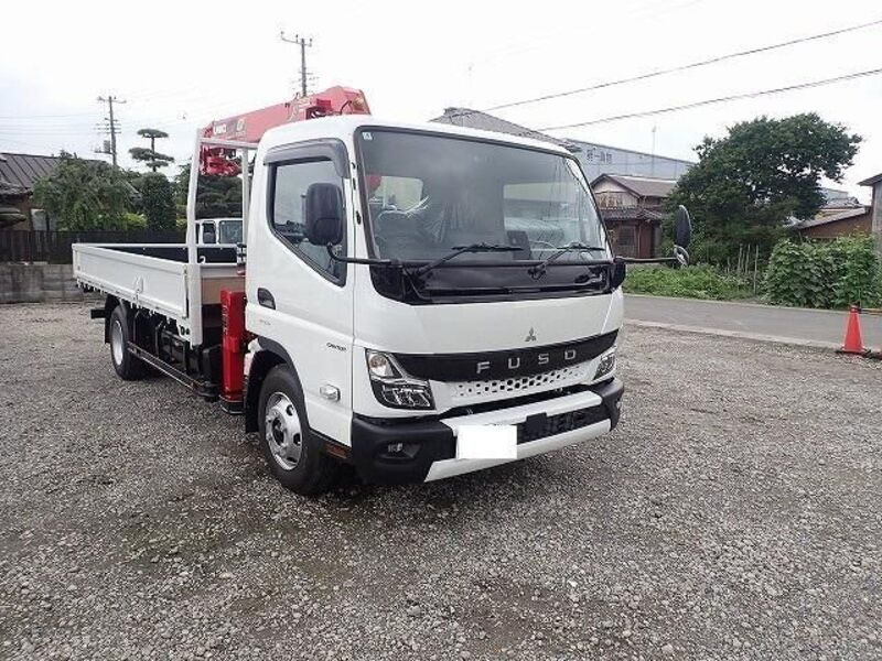 MITSUBISHI CANTER