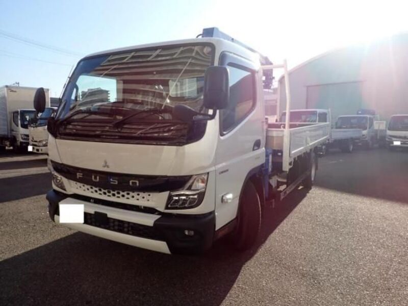 MITSUBISHI CANTER