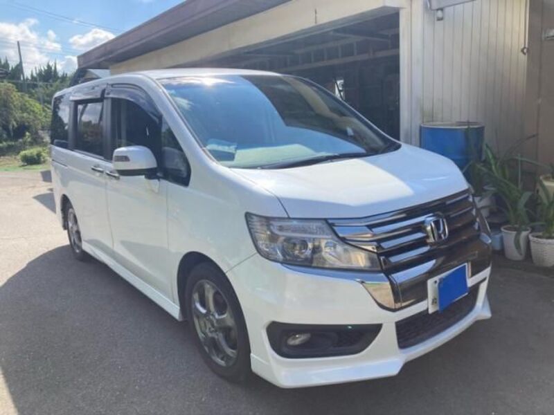 HONDA STEPWAGON SPADA