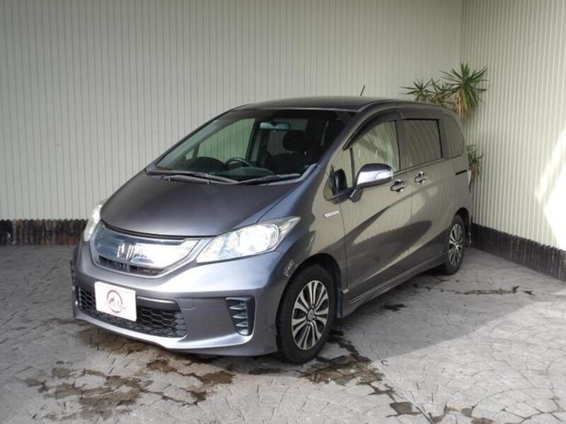 HONDA FREED HYBRID