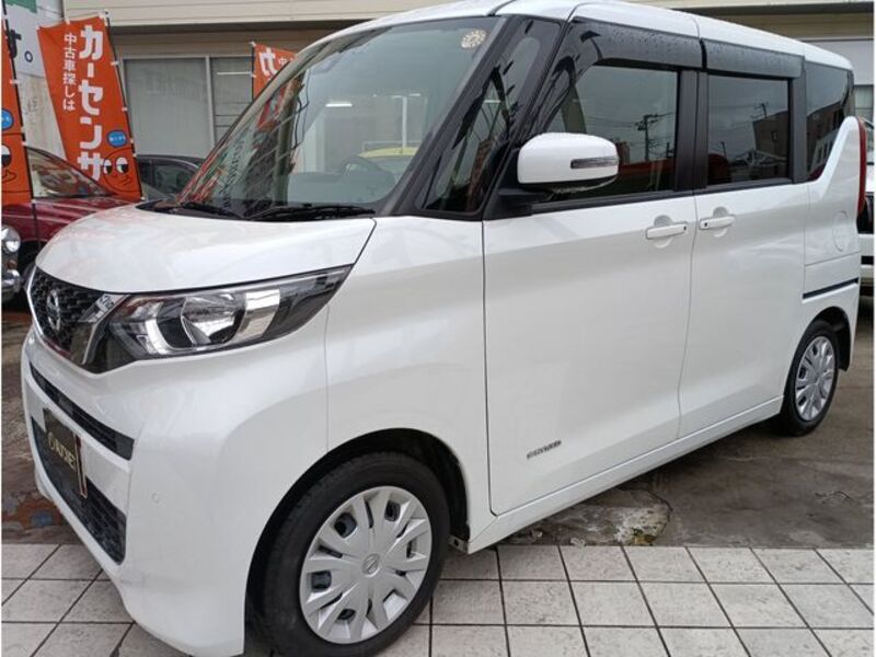 NISSAN ROOX