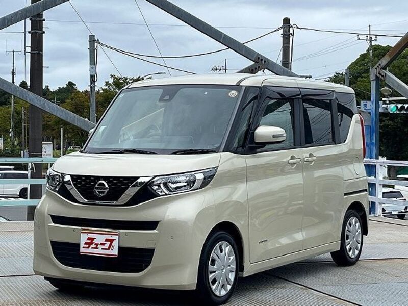 NISSAN ROOX
