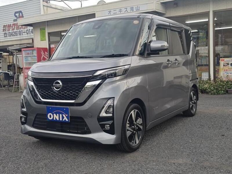 NISSAN ROOX