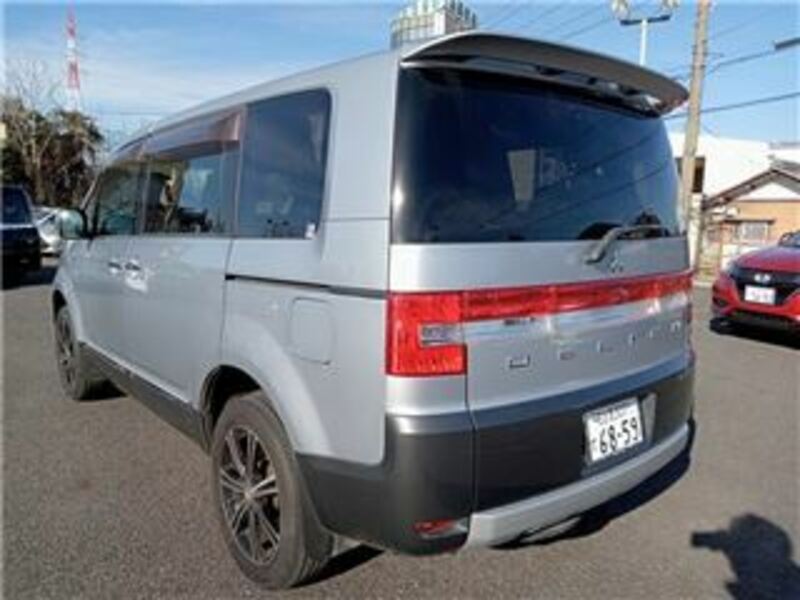 DELICA D5