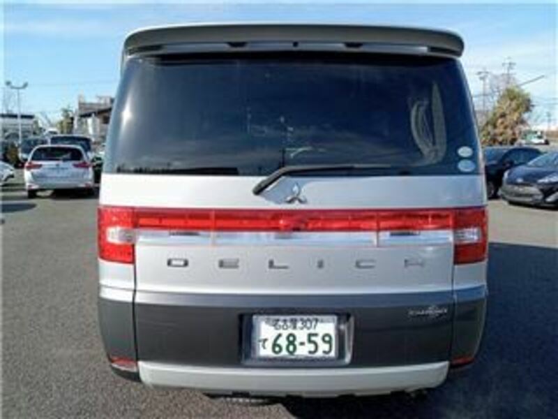 DELICA D5