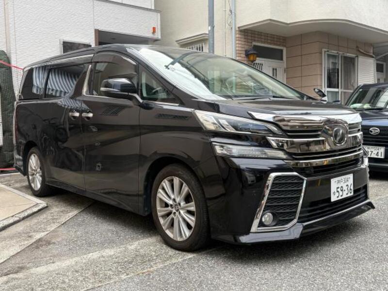 TOYOTA VELLFIRE