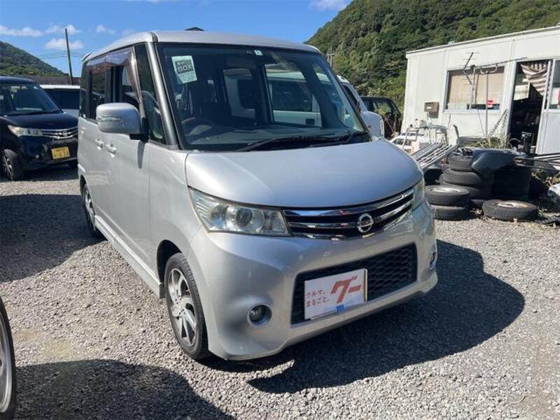 NISSAN ROOX