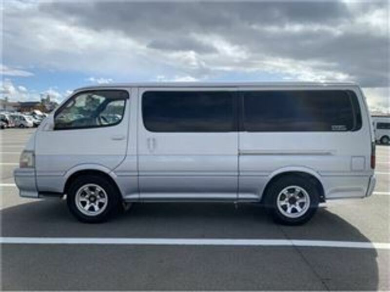 HIACE VAN