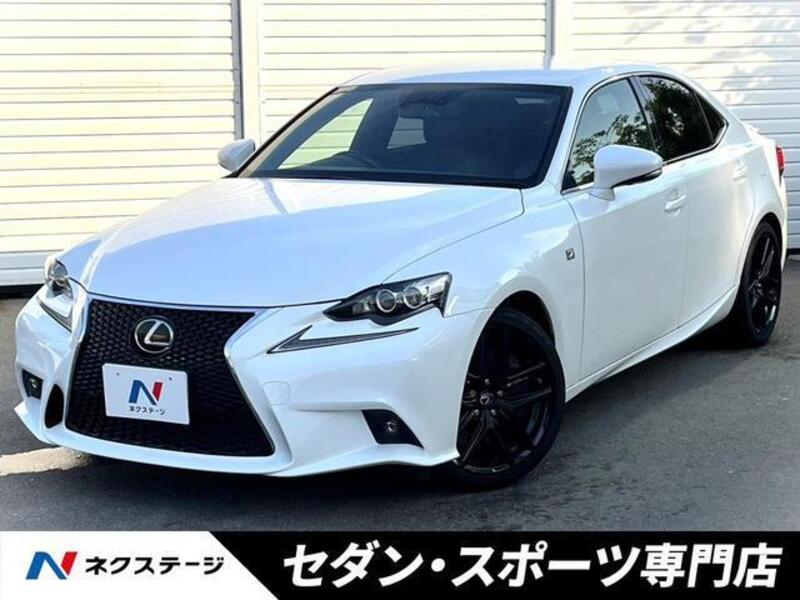 LEXUS IS