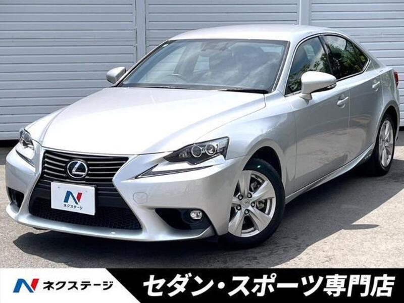 LEXUS IS